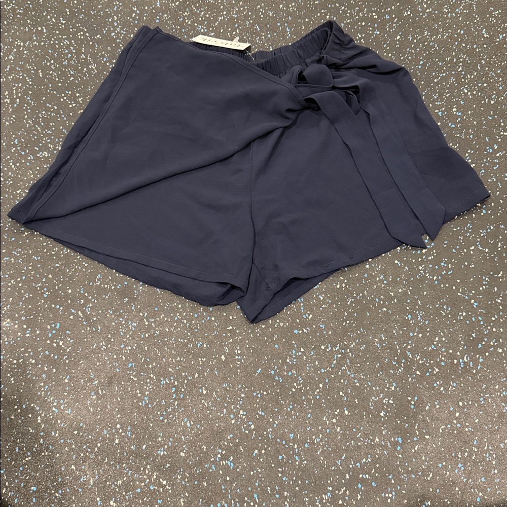 Fabrik Eloise Side Tie Skort Navy Women's L NWT - Picture 2 of 5
